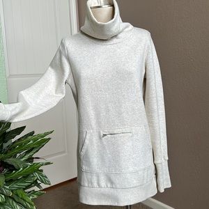 Fabletics Turtleneck pullover